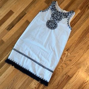 Vineyard Vines sz 4 navy/white shift dress